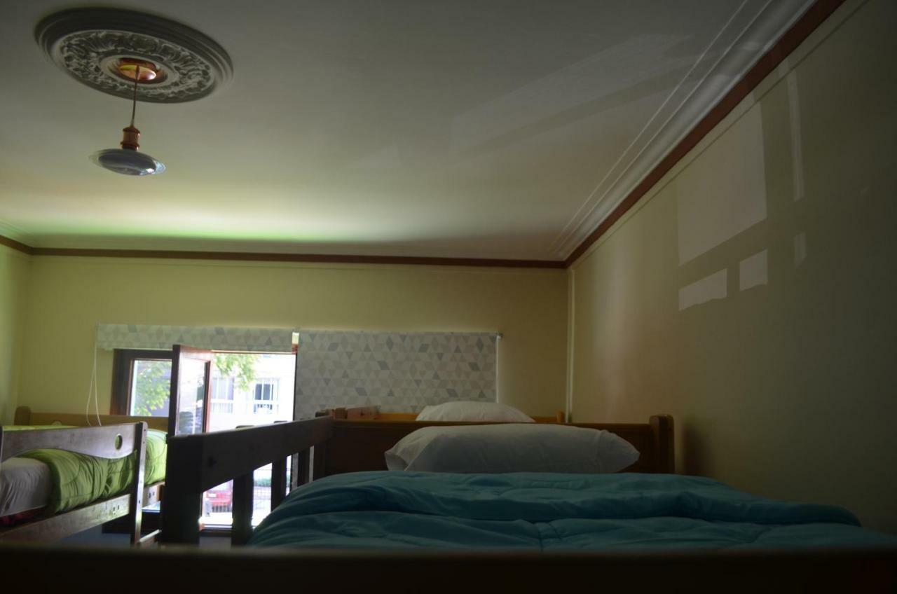 Хостел Andes Backpackers Лима Экстерьер фото